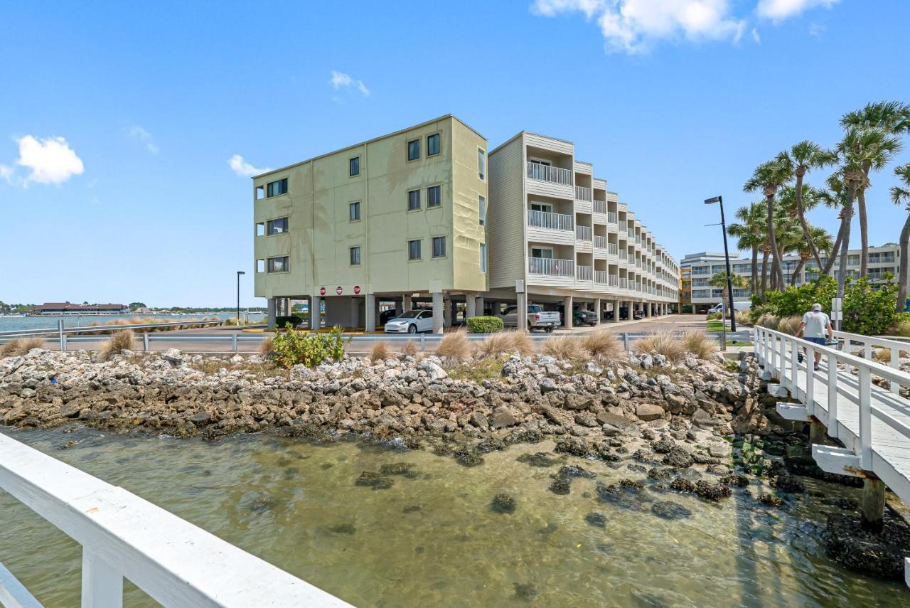 Wake Up To Ocean Views From Your Private Balcony 坦帕 外观 照片