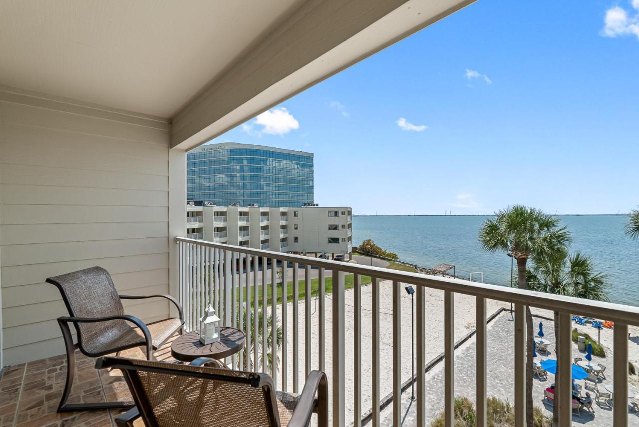 Wake Up To Ocean Views From Your Private Balcony 坦帕 外观 照片